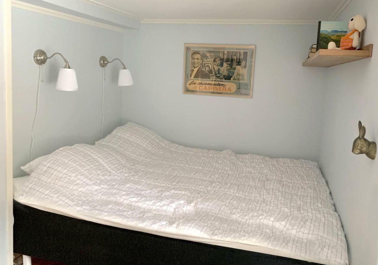 18Th Century Farm Cottage Valdemarsvik Extérieur photo