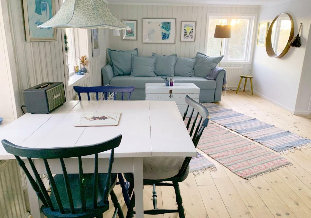 18Th Century Farm Cottage Valdemarsvik Extérieur photo